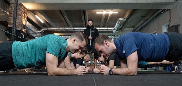 hoe personal trainer worden. planking